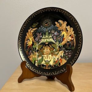 Vintage 1989 Russian Legends Collection - The Fisherman and the Magic Fish Plate